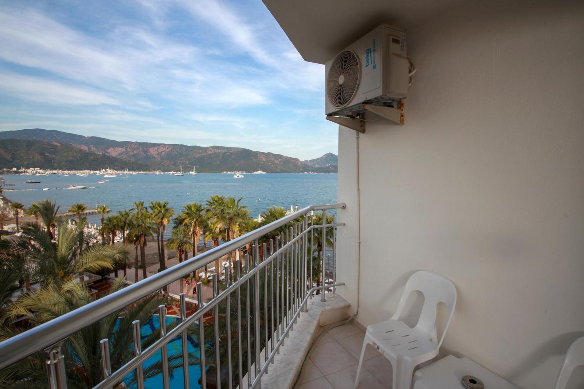 Yuvam Prime Beach Hotel 马尔马里斯 外观 照片